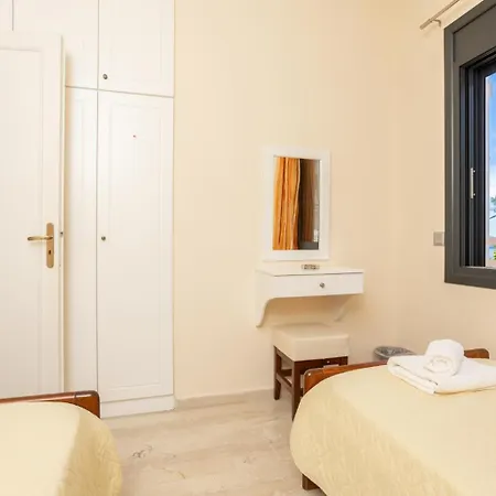 Amalia Nisaki (Corfu)