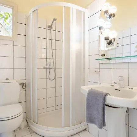 Amalia Nisaki (Corfu)